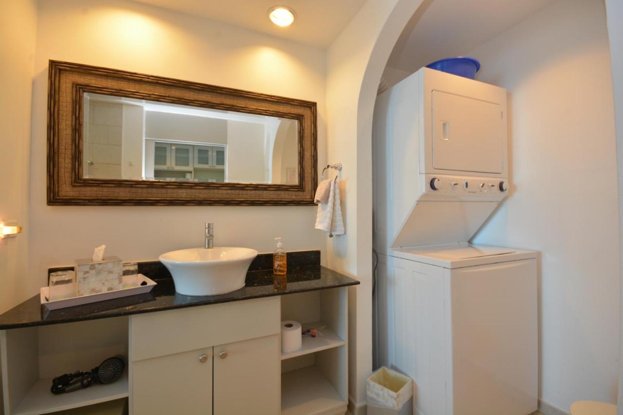 Solarium At Coronado Bay Oceanfront Apartments Плая Коронадо Екстериор снимка